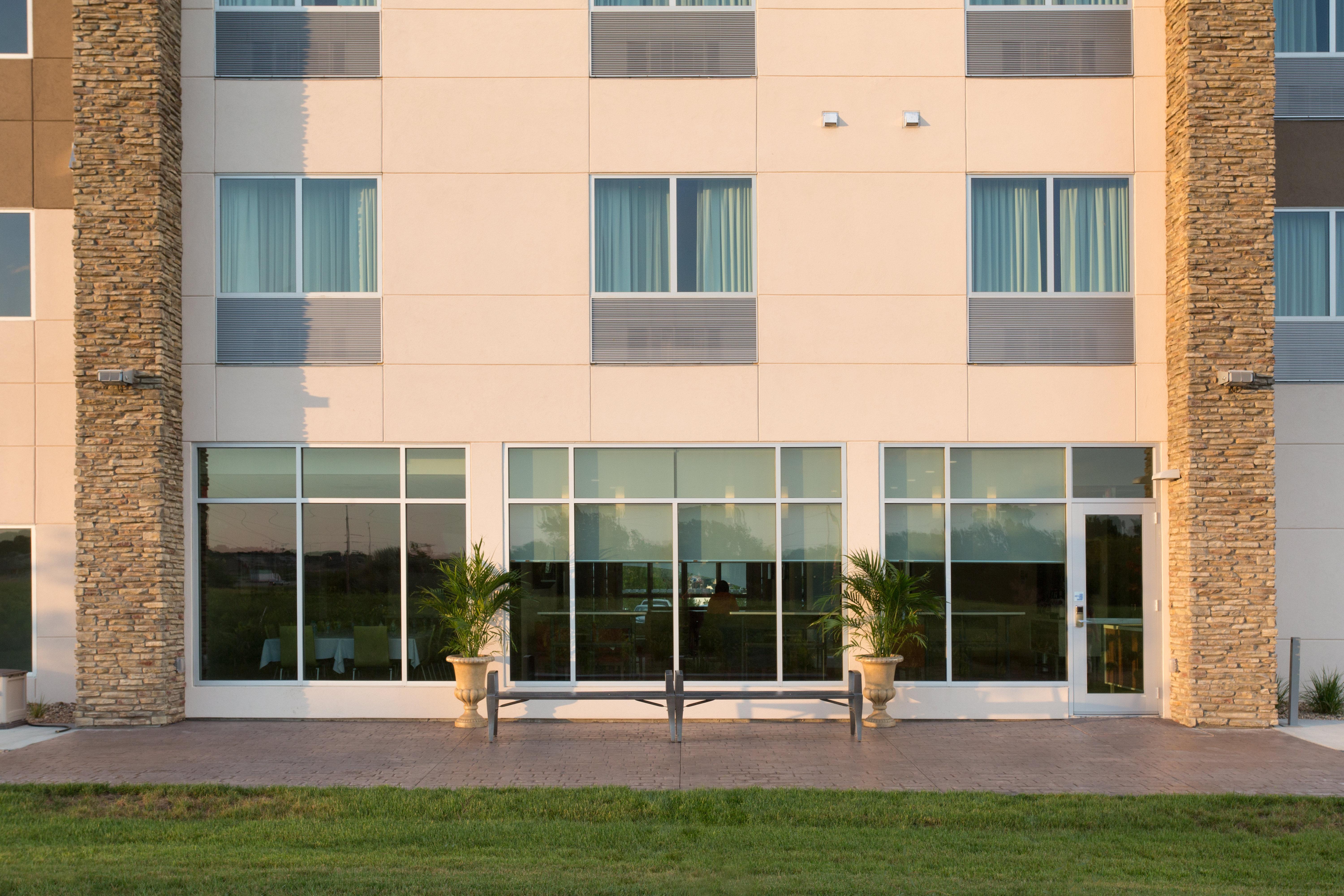 Holiday Inn Express & Suites Lincoln I - 80 By Ihg Esterno foto