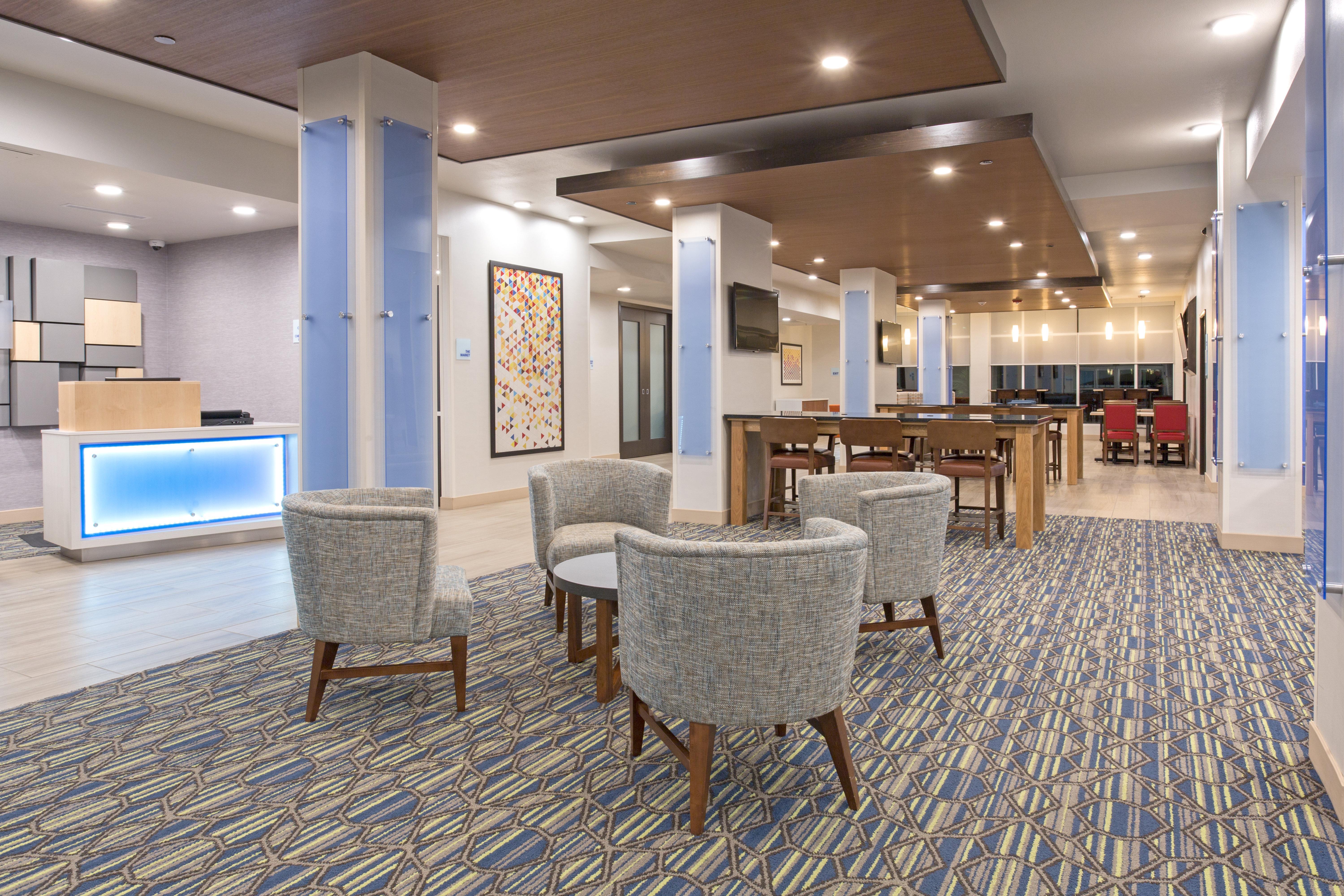 Holiday Inn Express & Suites Lincoln I - 80 By Ihg Esterno foto